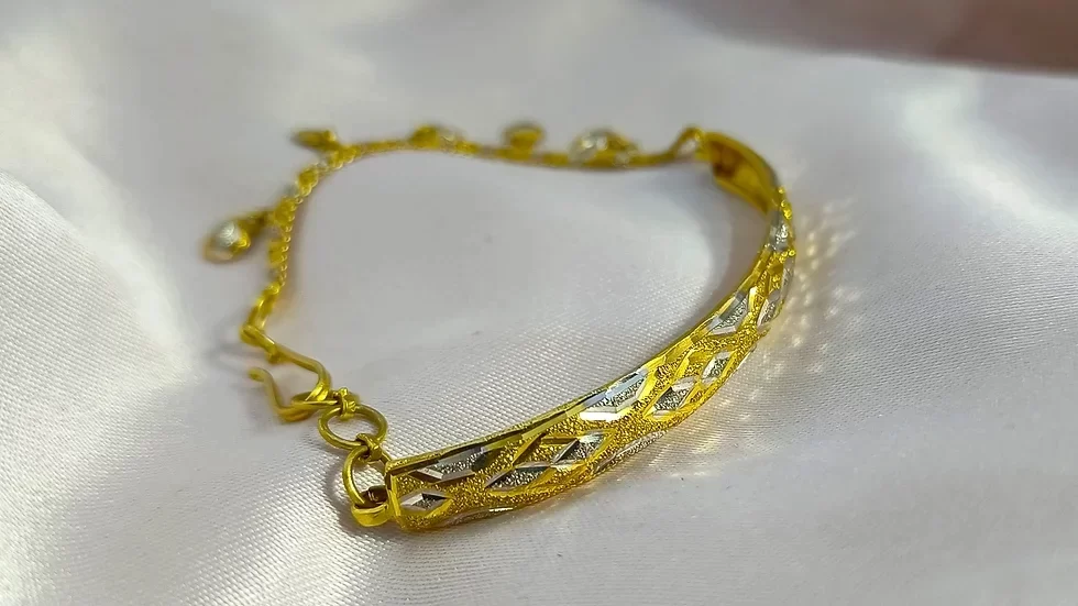 beautiful gold bracelet